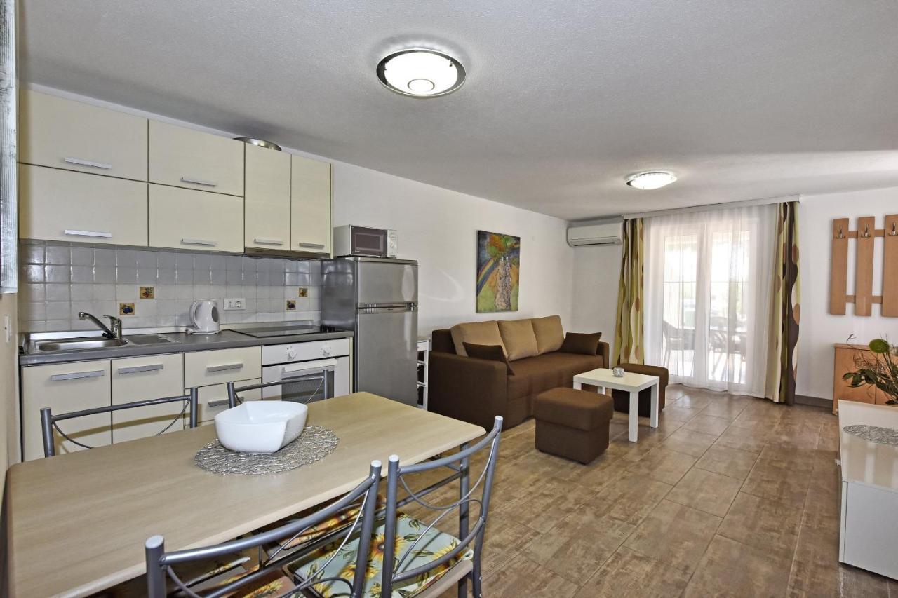 Tomic Apartments Porec Exterior photo